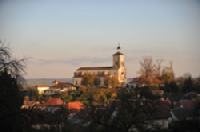 Vue de l'église de loin